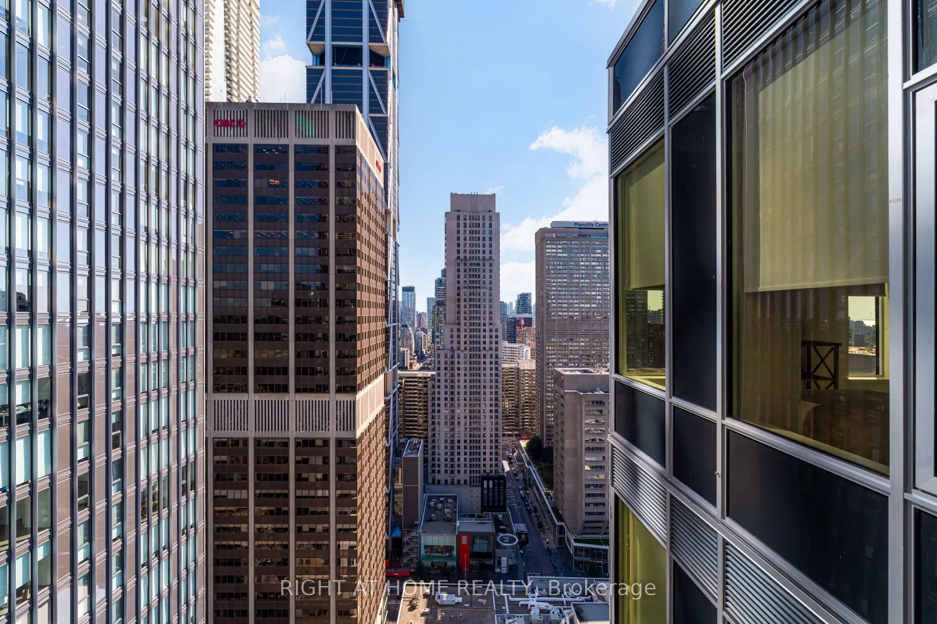 11 Yorkville Avenue, #2906