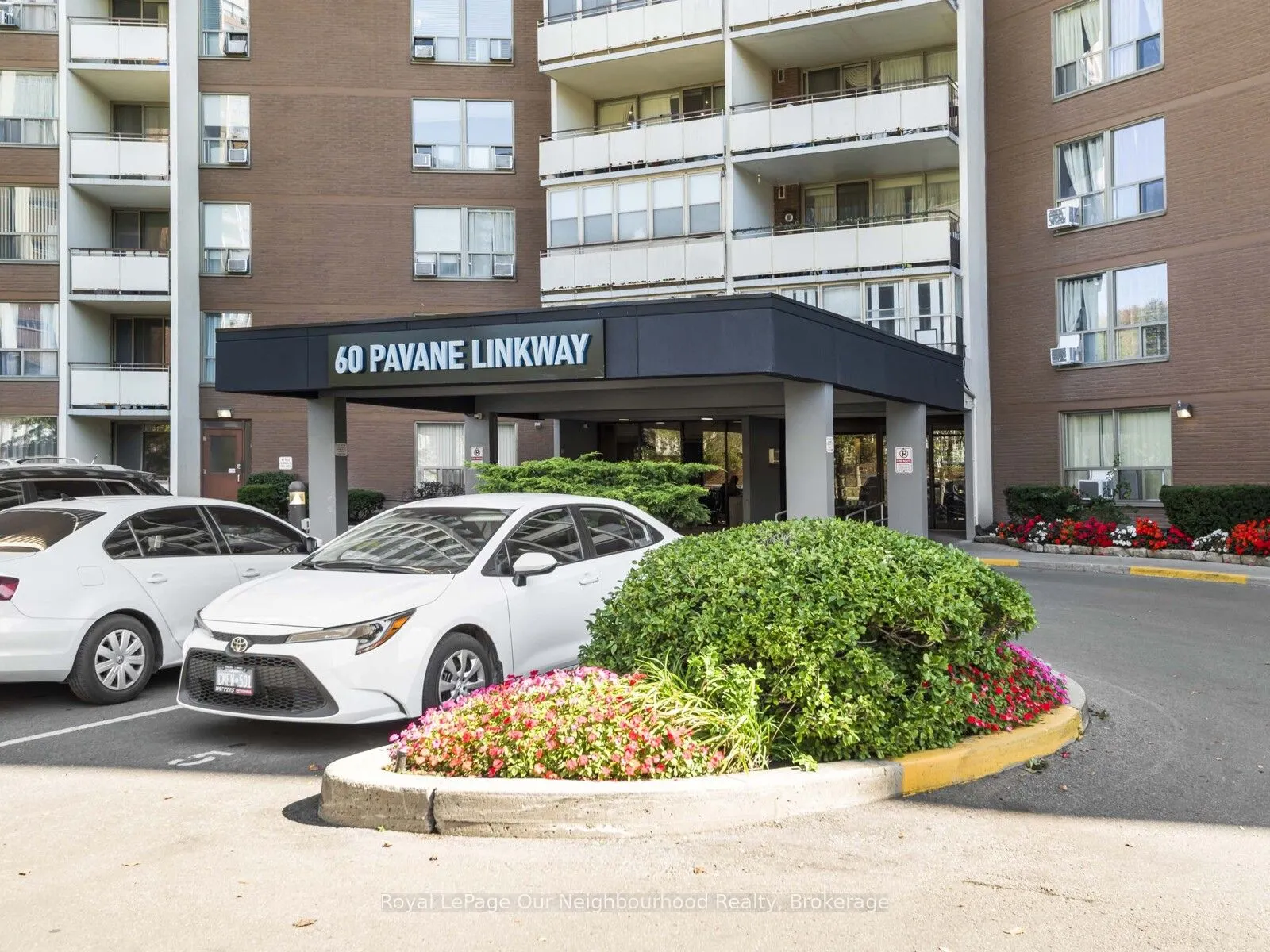 60 Pavane Linkway, #2012