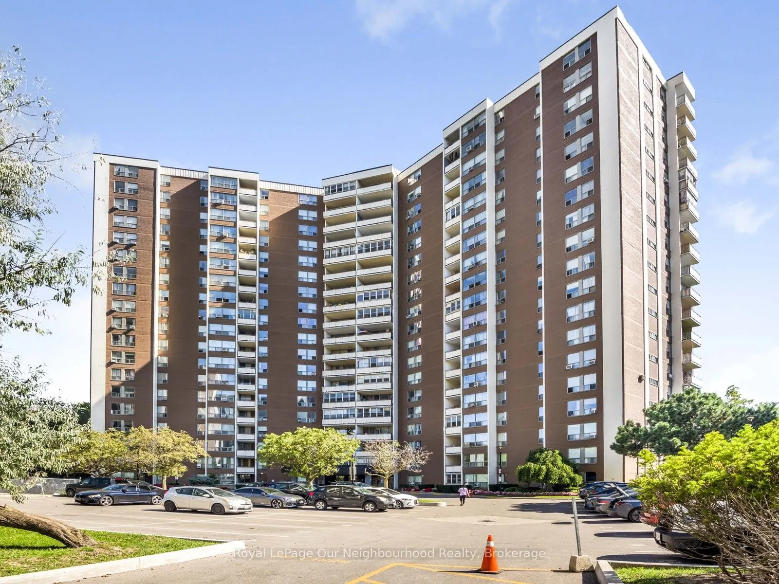 60 Pavane Linkway, #2012
