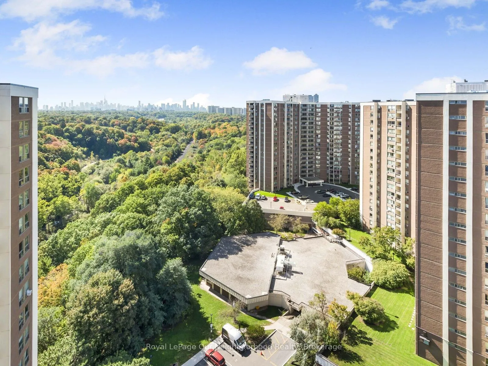 60 Pavane Linkway, #2012