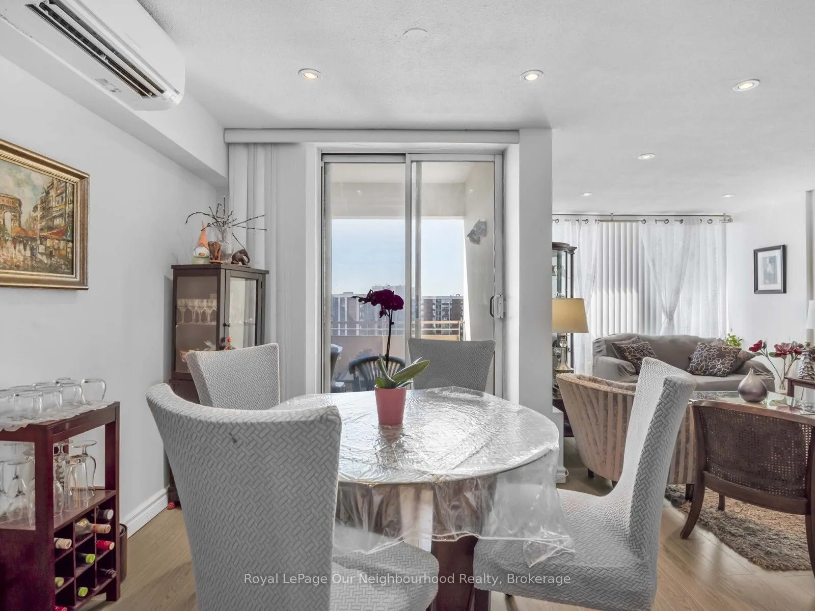 60 Pavane Linkway, #2012