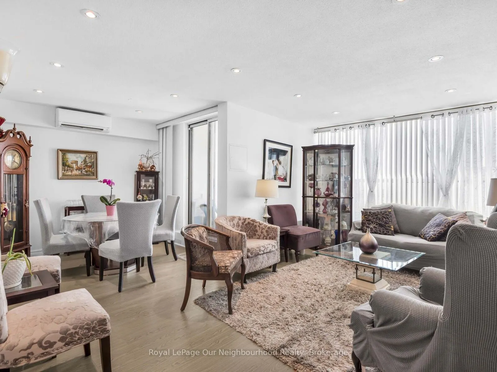 60 Pavane Linkway, #2012