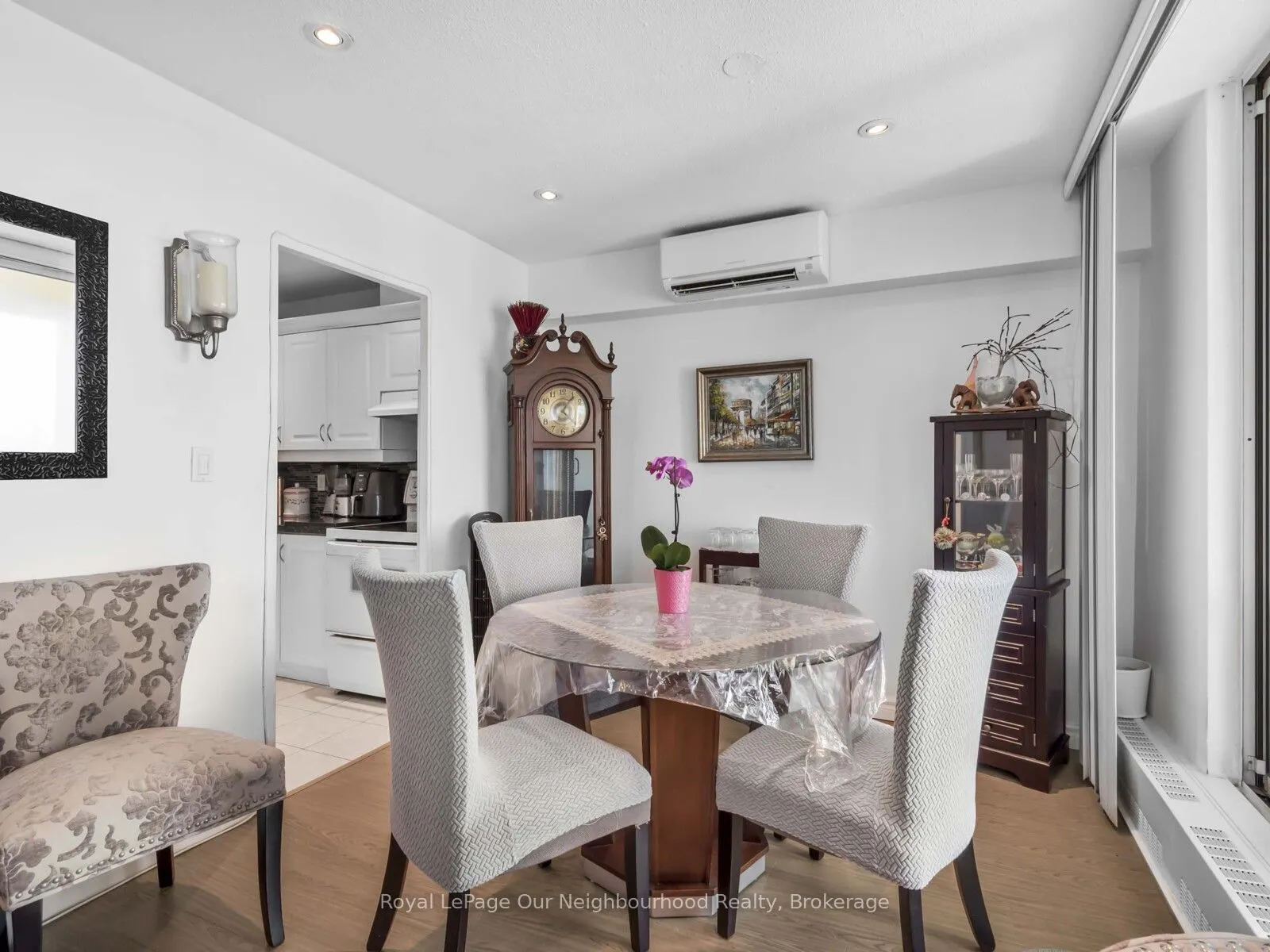 60 Pavane Linkway, #2012