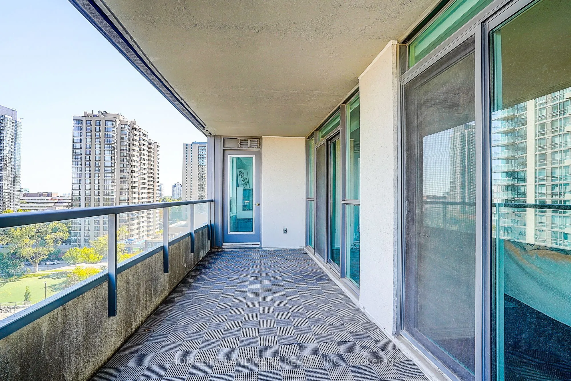 23 Hollywood Avenue, #1107