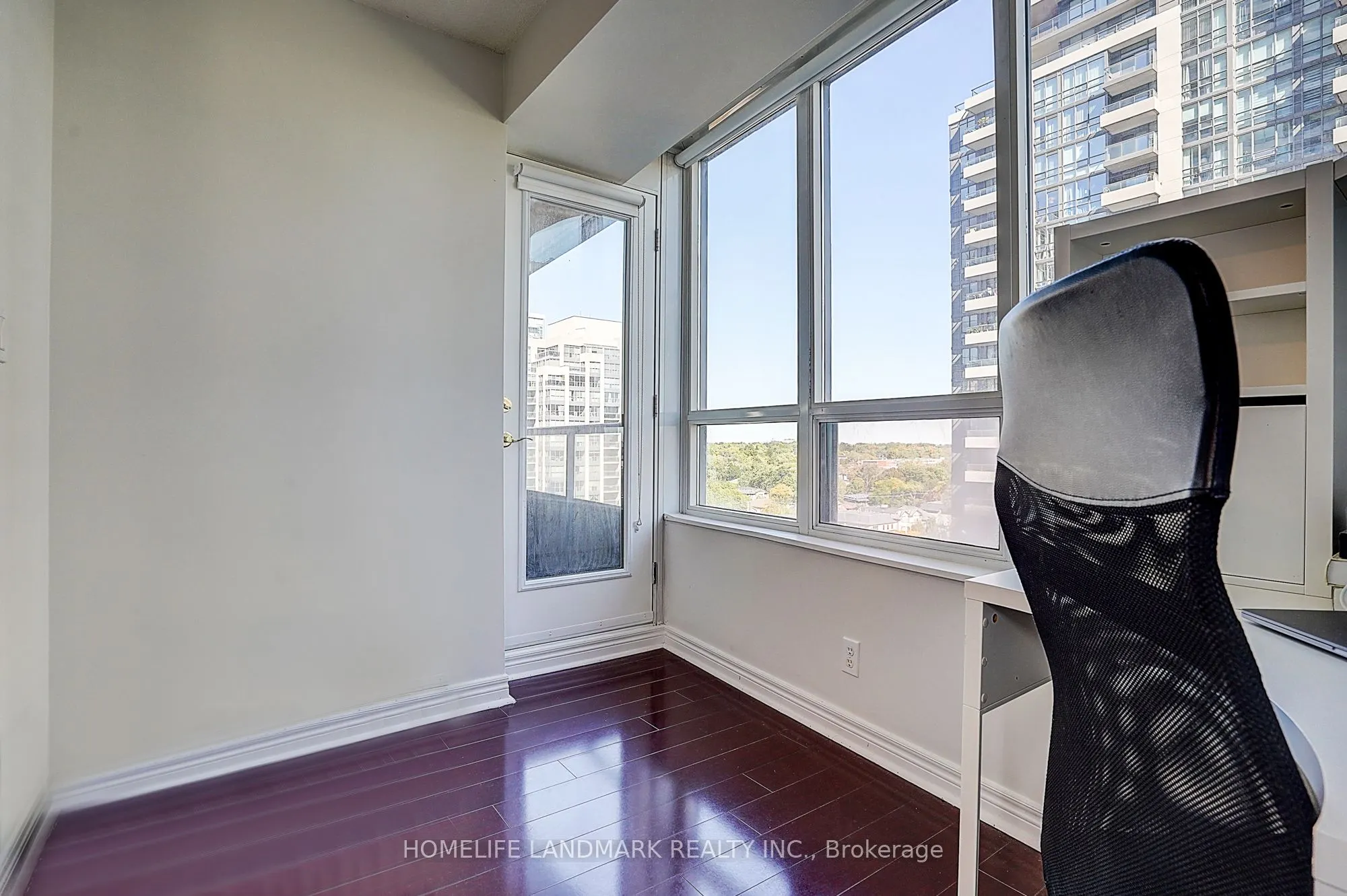 23 Hollywood Avenue, #1107
