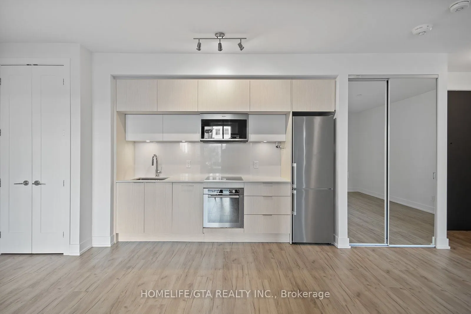 25 Adra Grado Way, #263