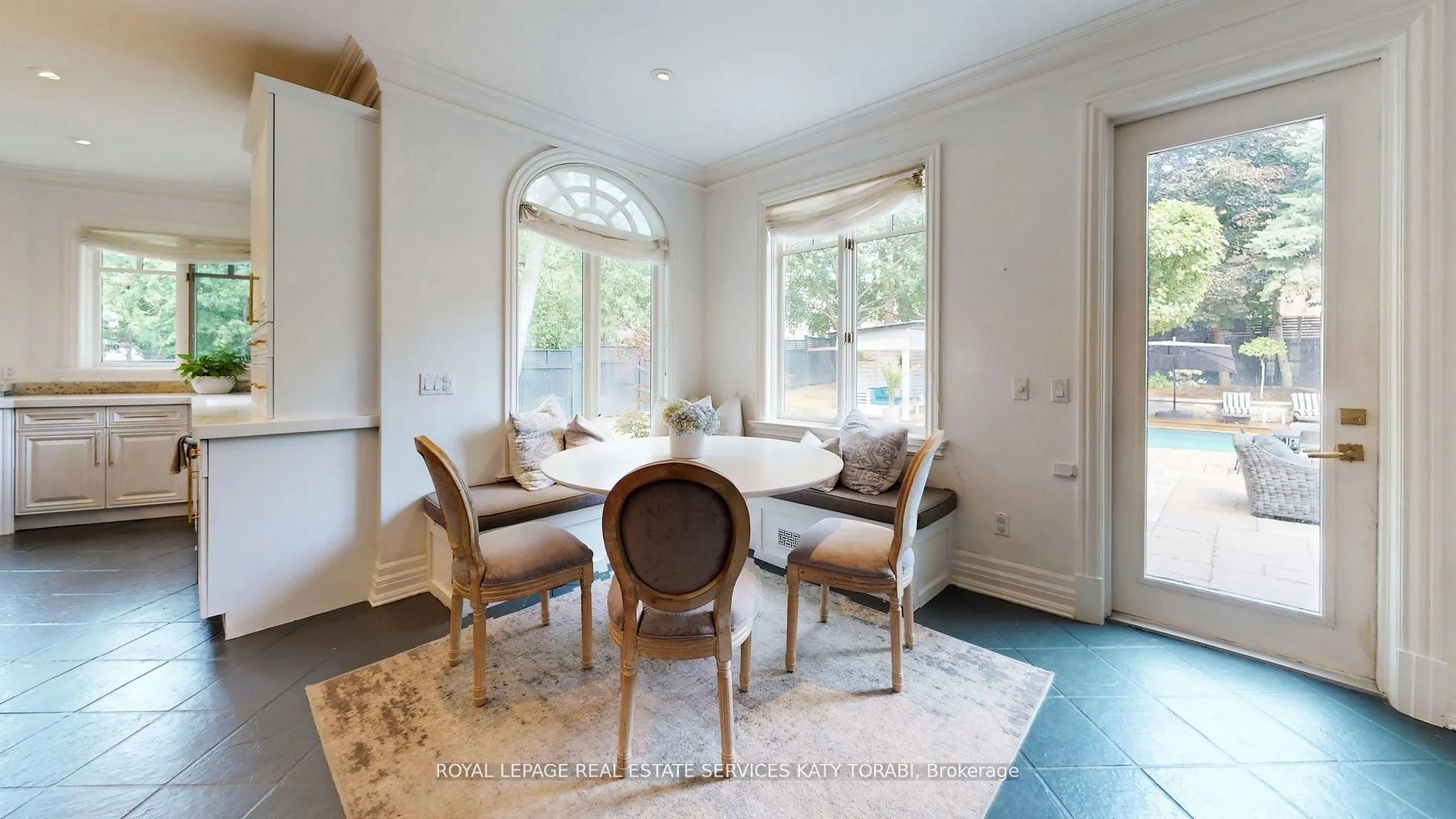2 Gordon Road
