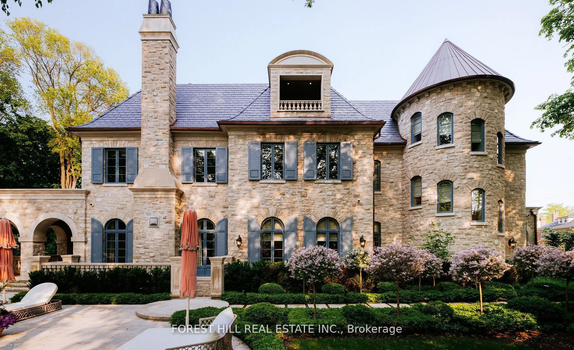 221 Forest Hill Road