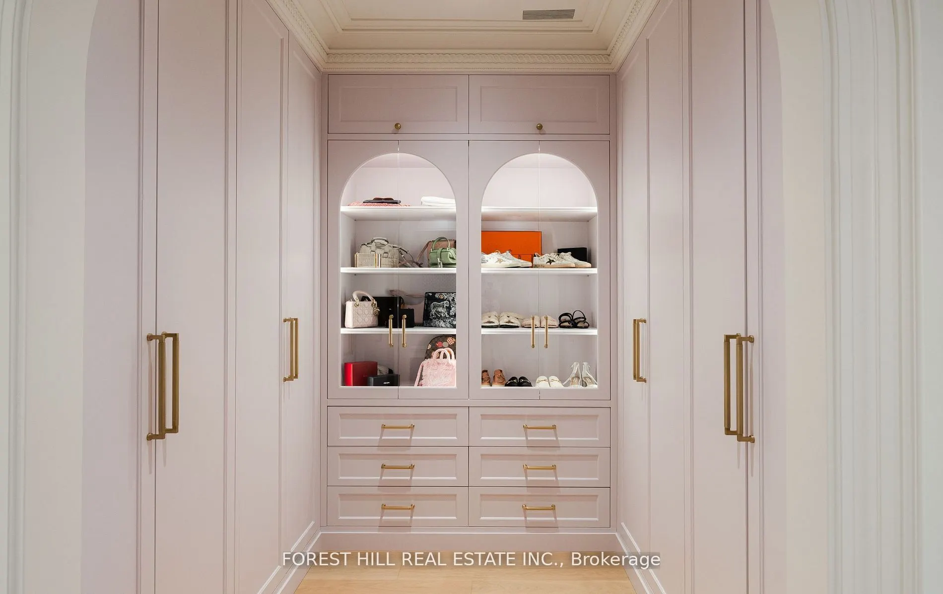 221 Forest Hill Road