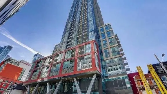 108 Peter Street, #5