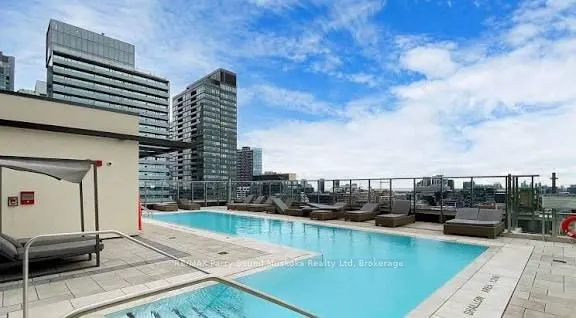 108 Peter Street, #5