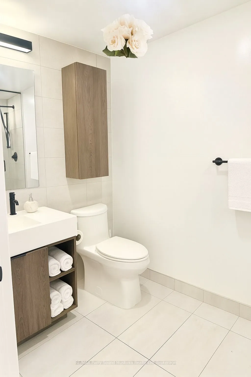 108 Peter Street, #5