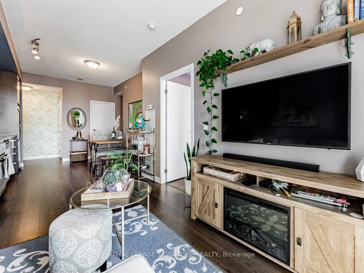 89 Dunfield Avenue, #1301