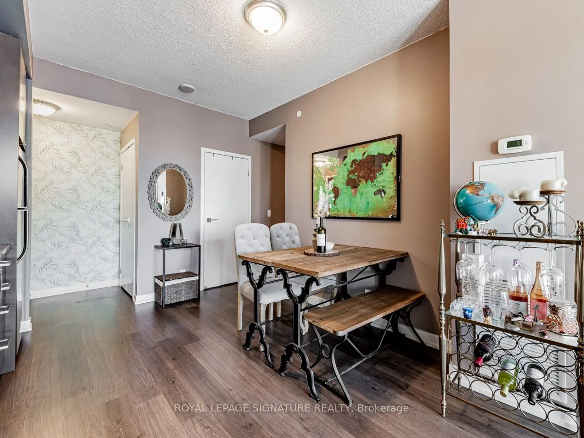 89 Dunfield Avenue, #1301
