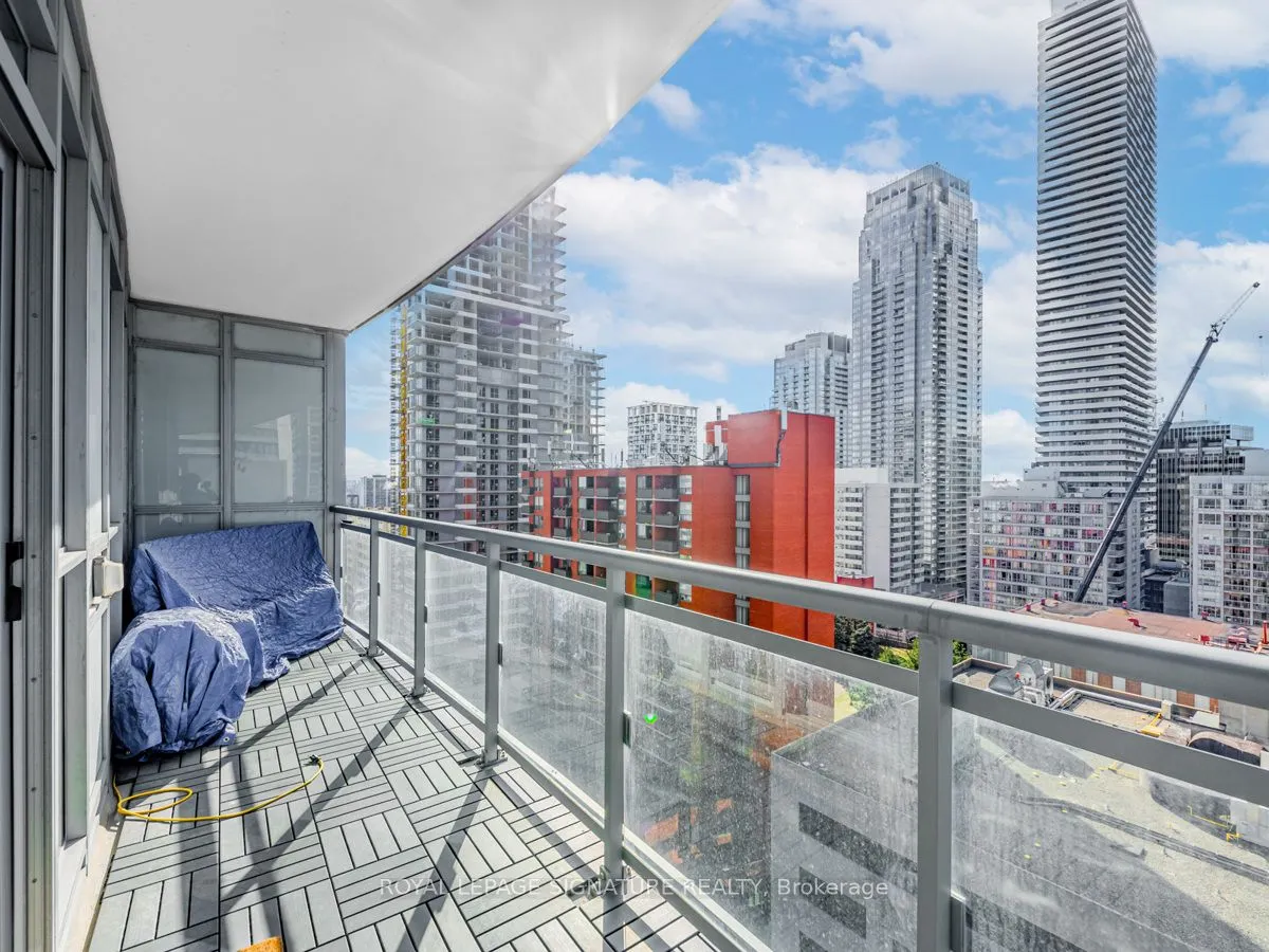89 Dunfield Avenue, #1301