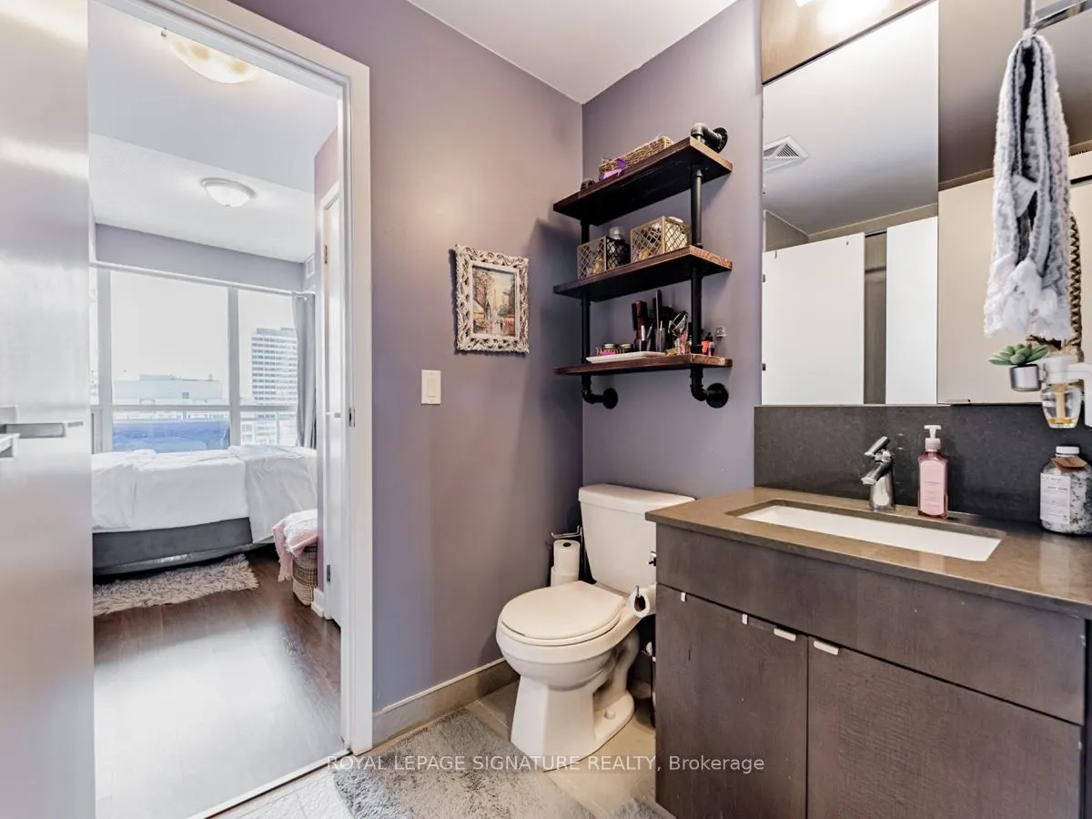89 Dunfield Avenue, #1301