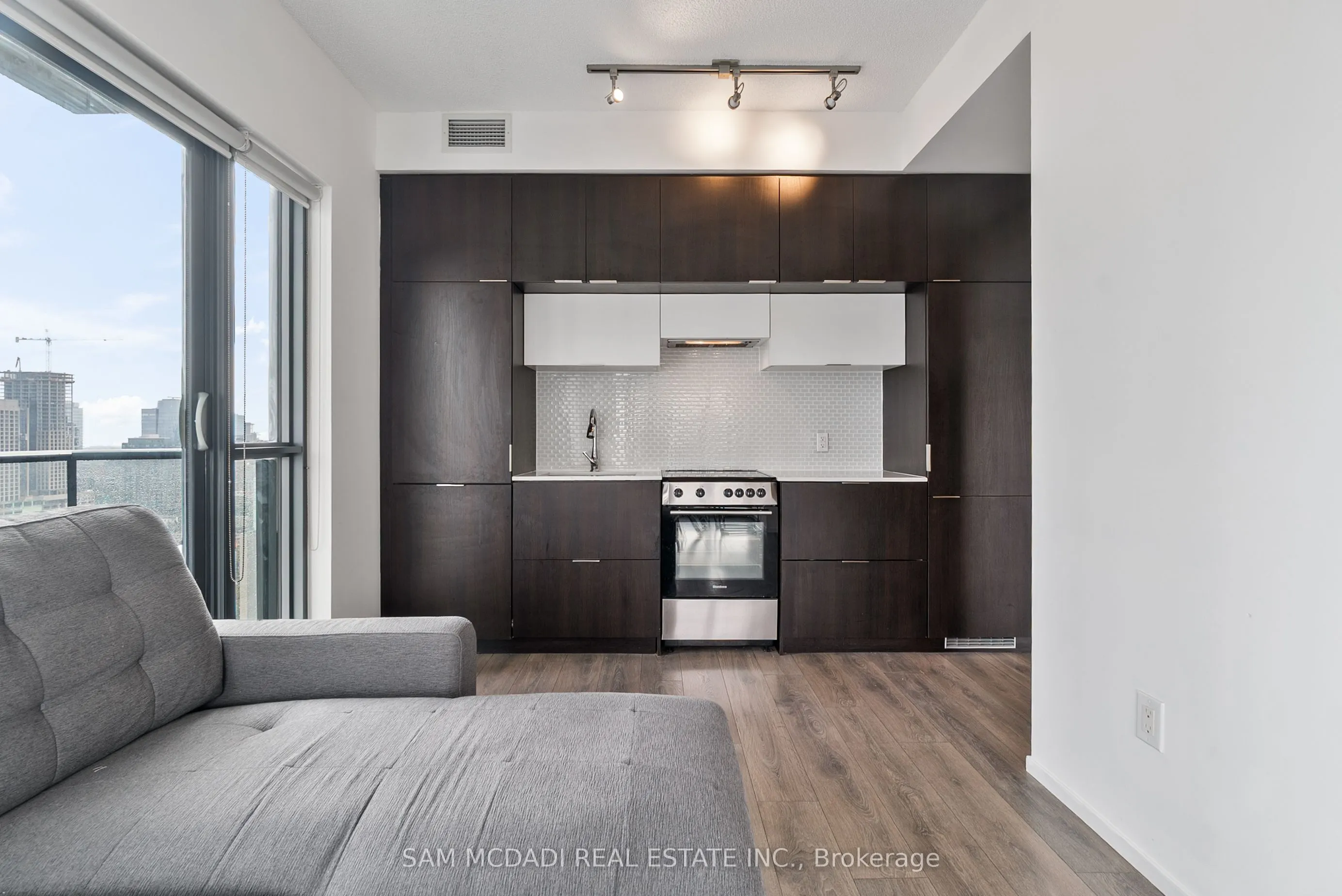 159 Dundas Street E, #1906