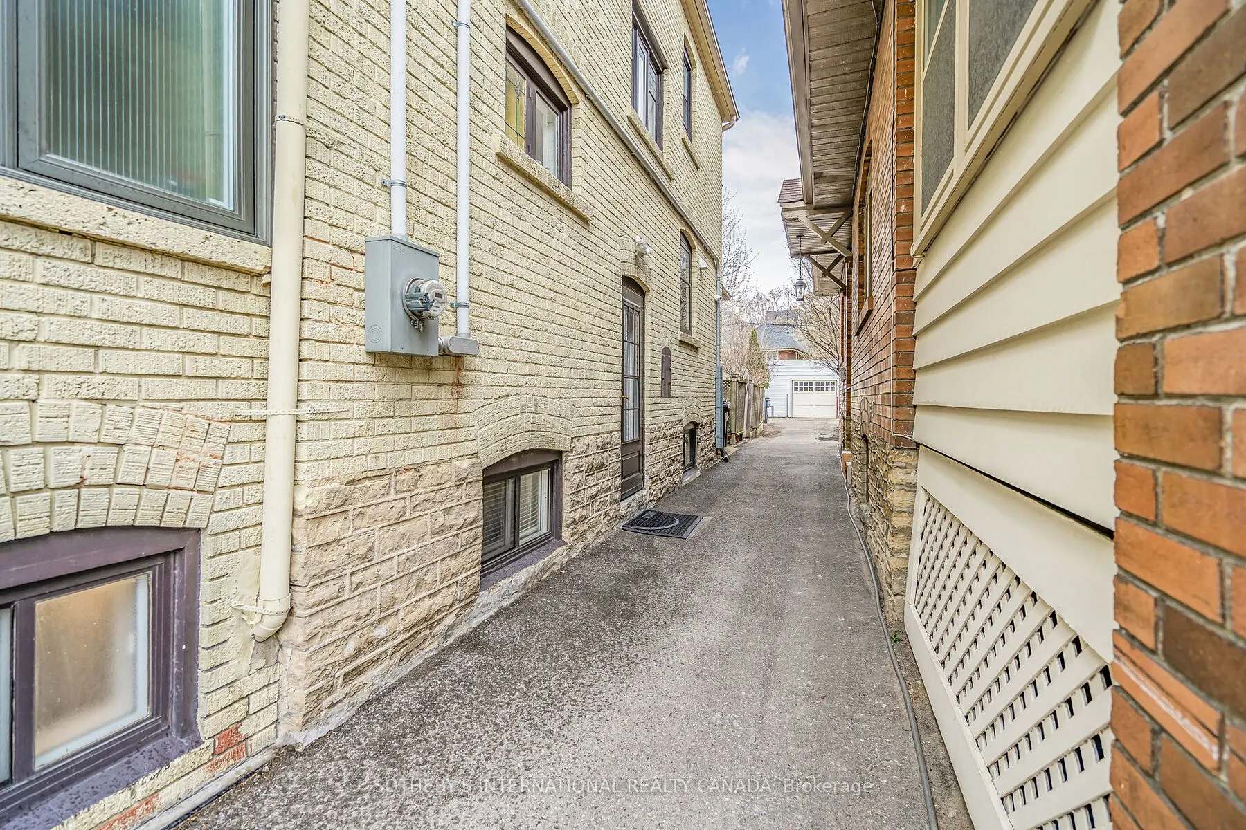 12 Belsize Drive
