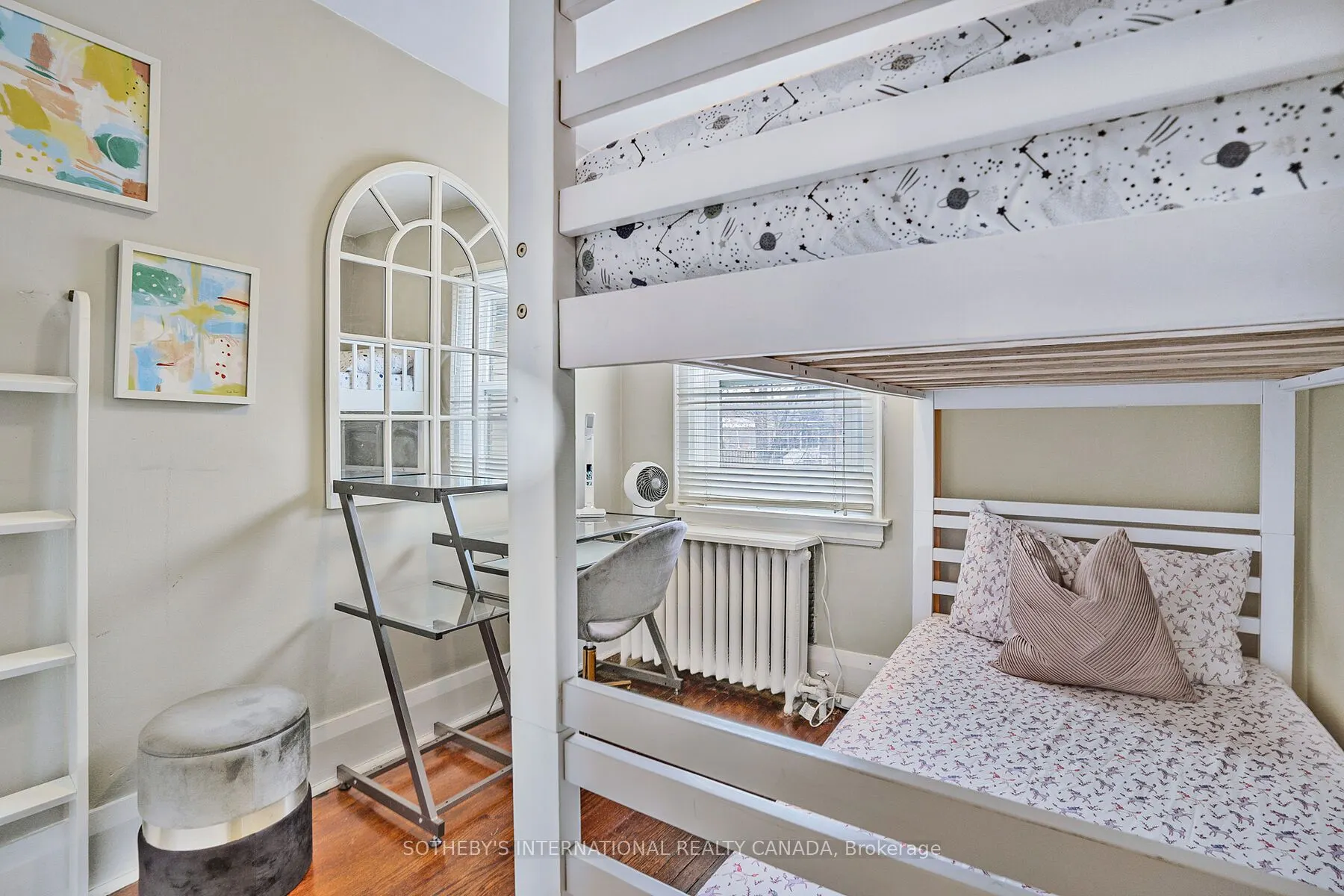 12 Belsize Drive