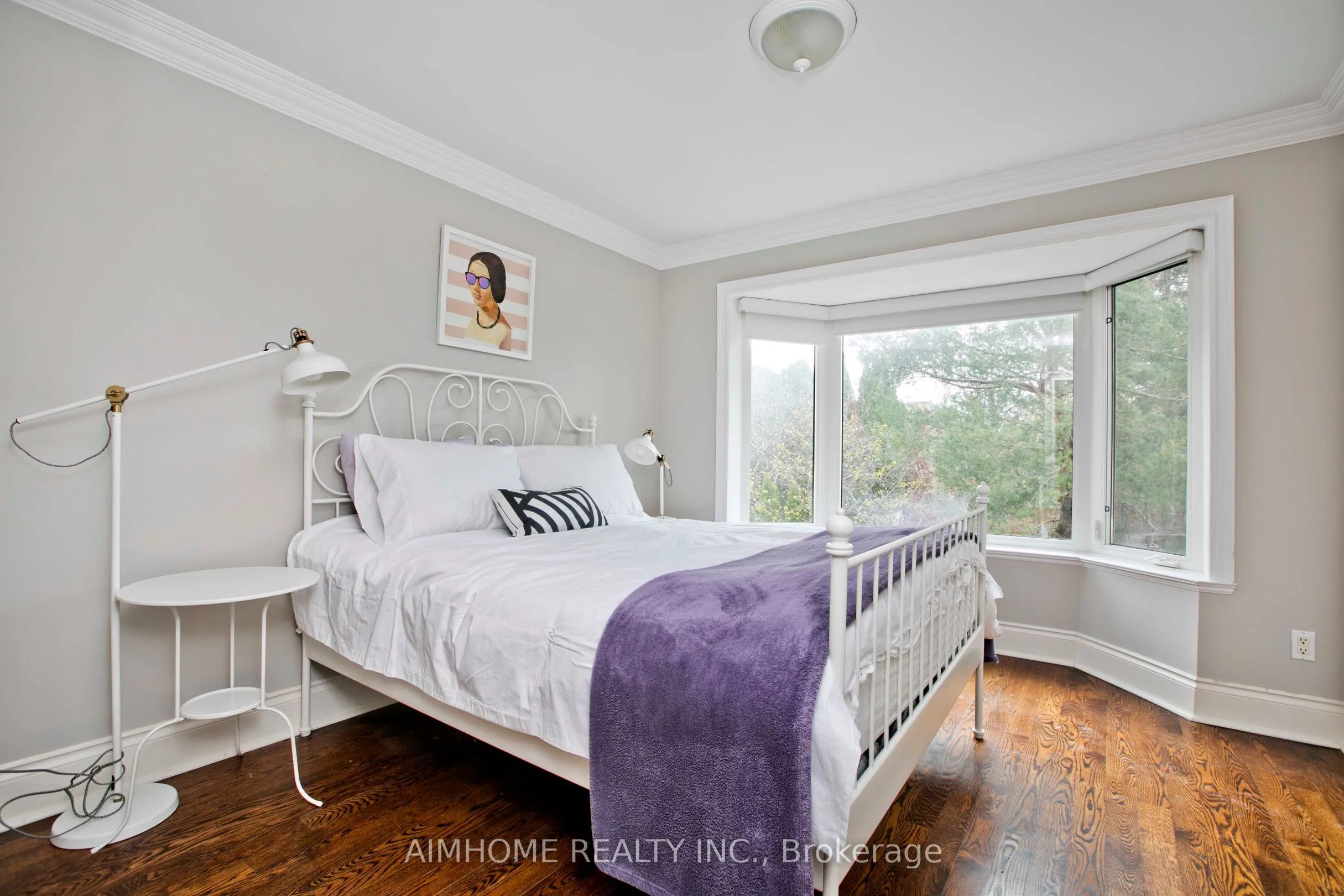 401 Longmore Street