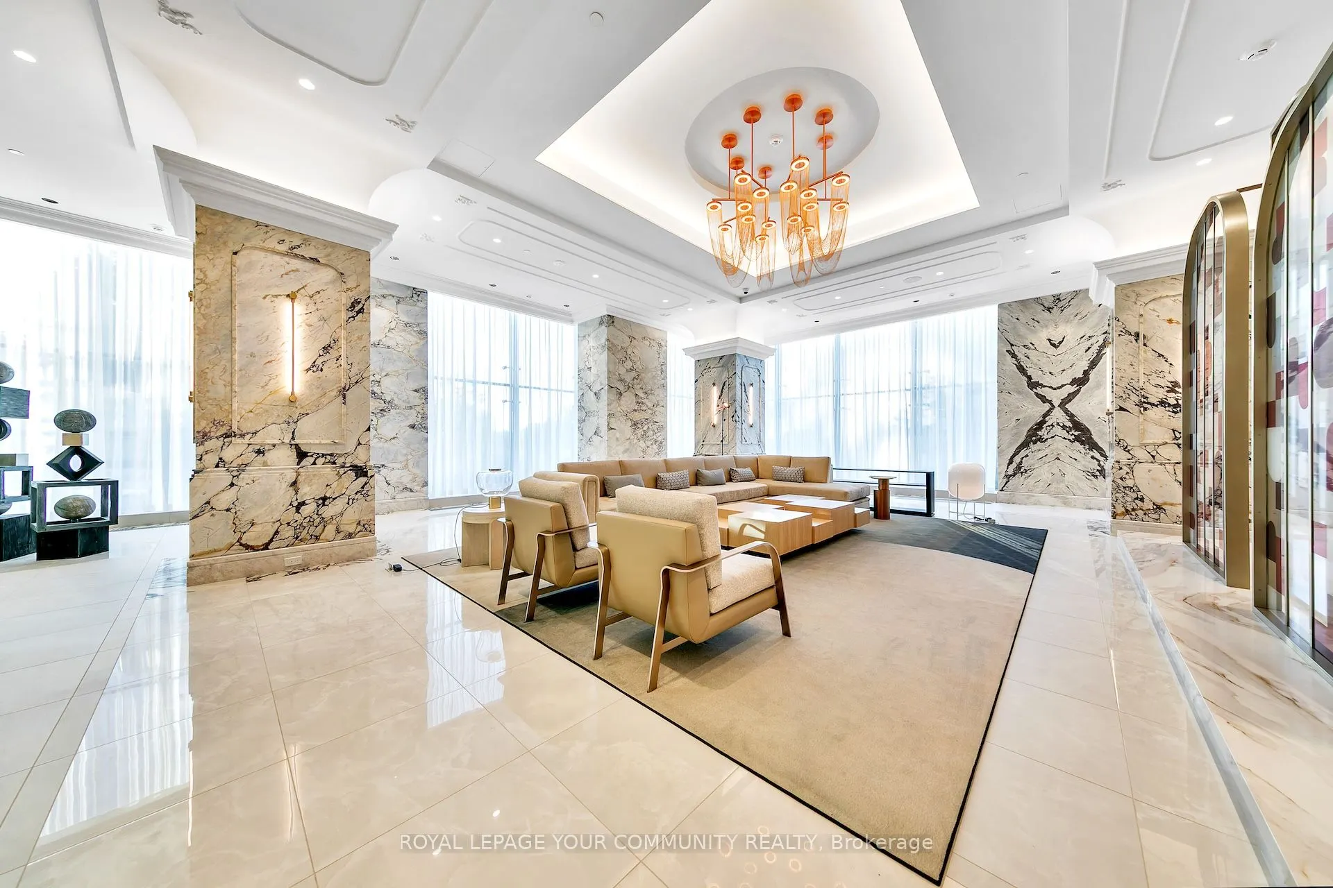 10 Inn On The Park Drive, #3303