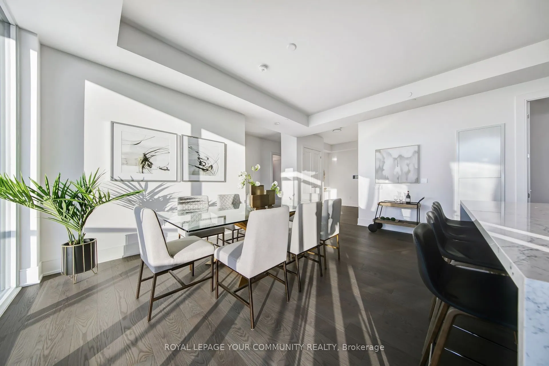 10 Inn On The Park Drive, #3303