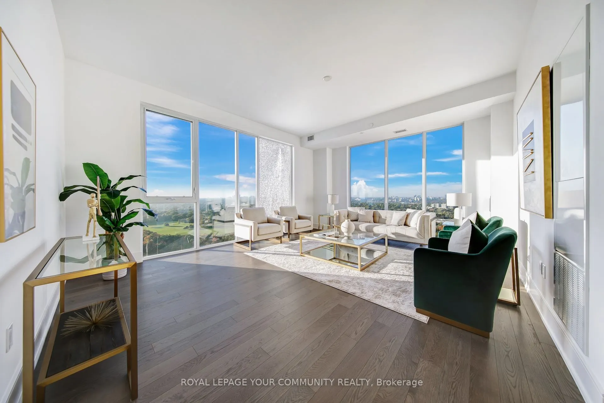 10 Inn On The Park Drive, #3303