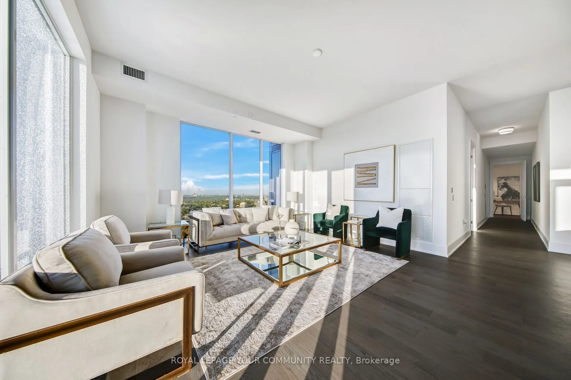 10 Inn On The Park Drive, #3303