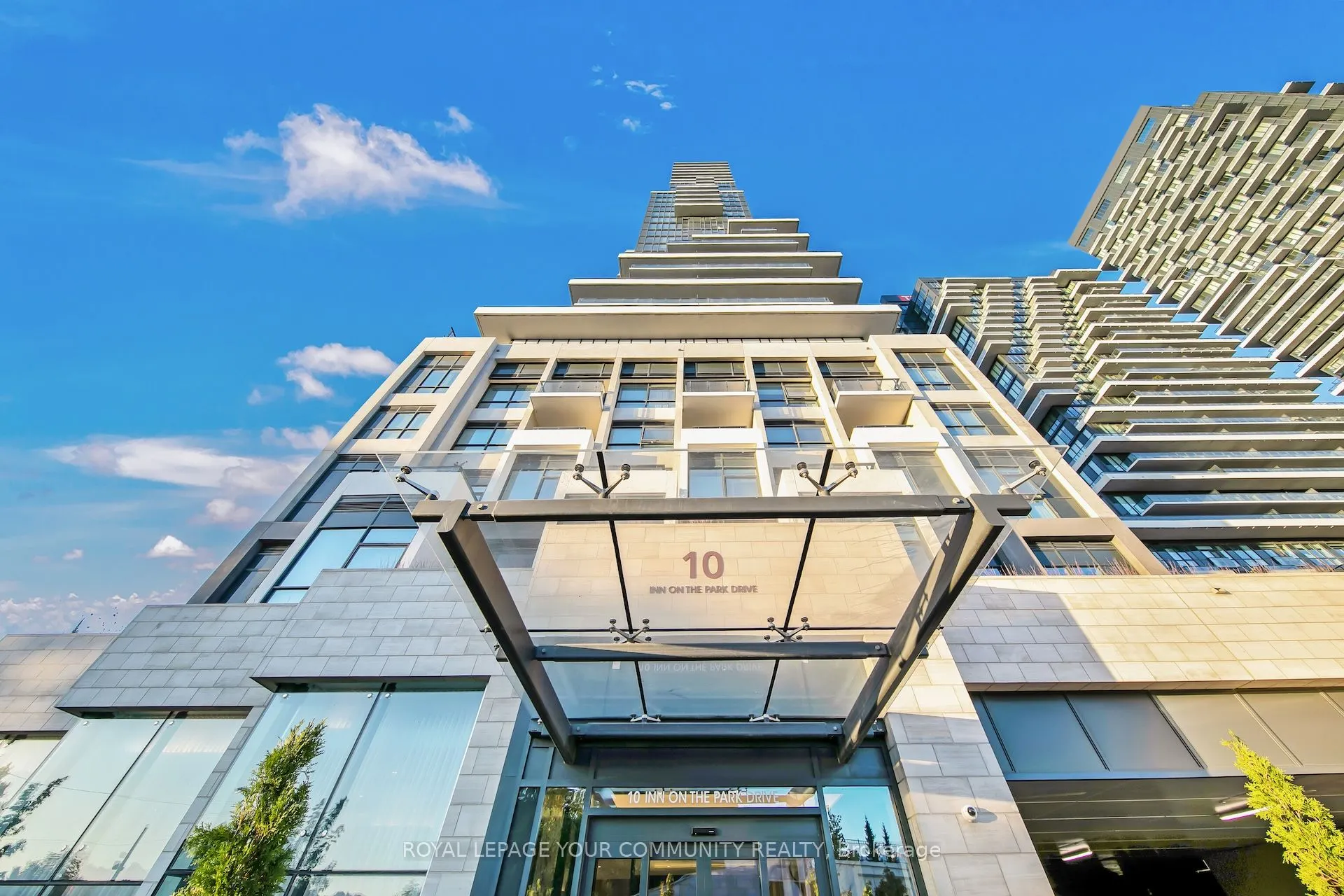 10 Inn On The Park Drive, #3303