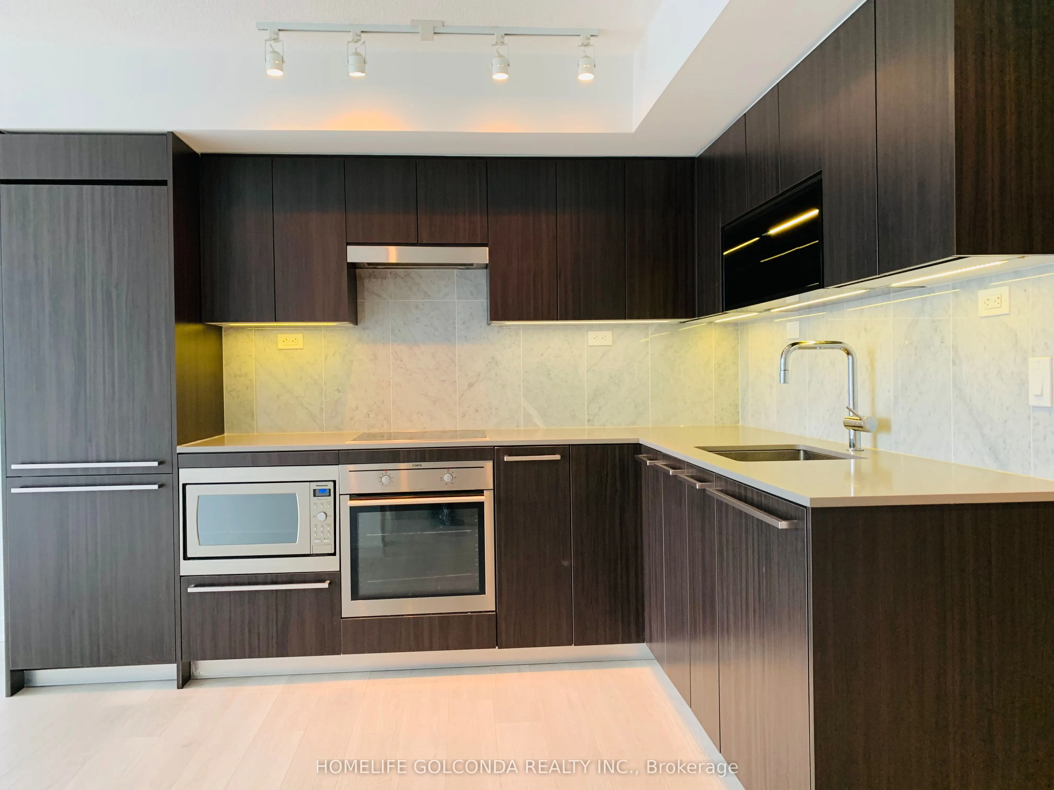 70 Queens Wharf Road, #3211