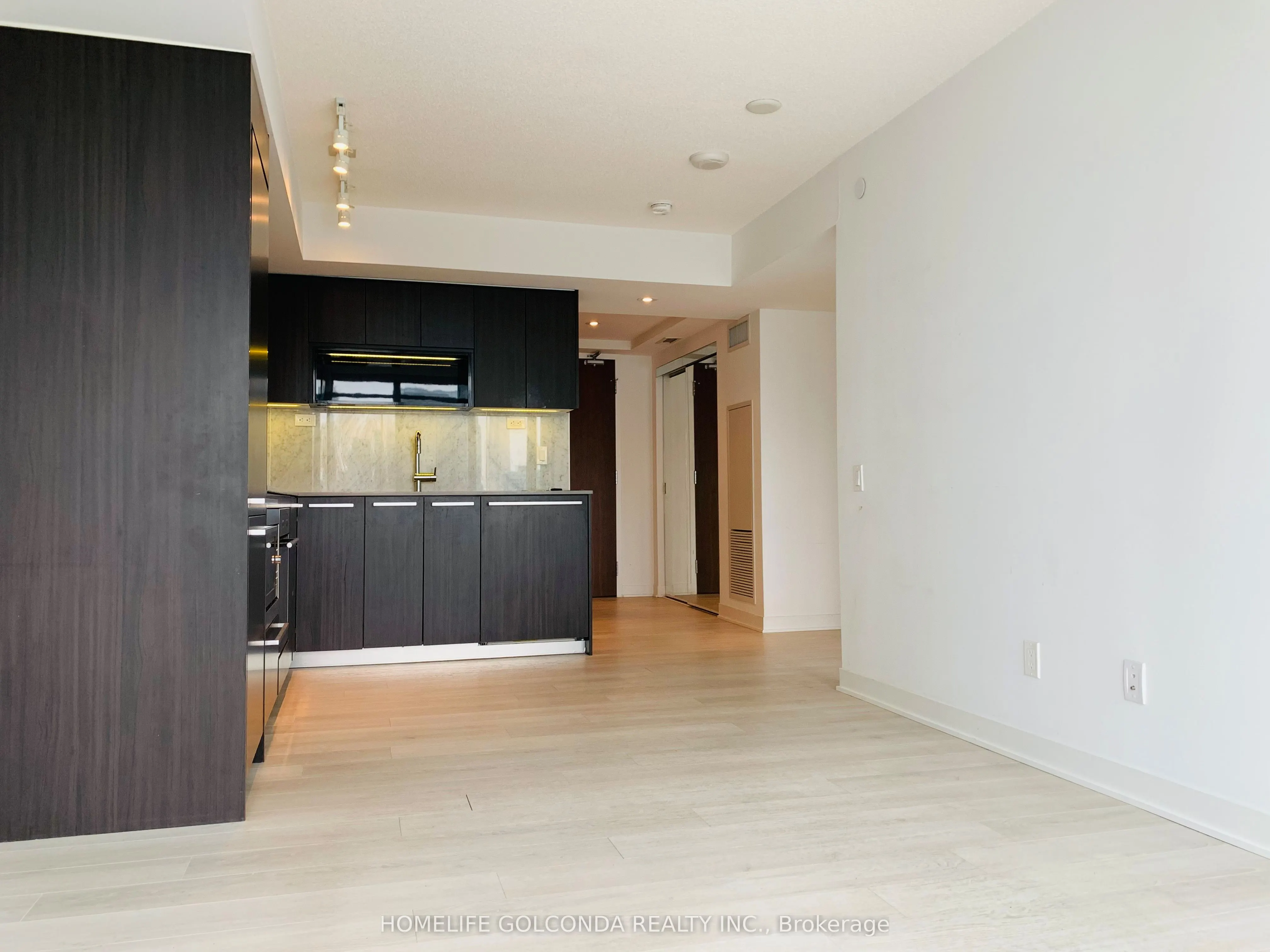 70 Queens Wharf Road, #3211