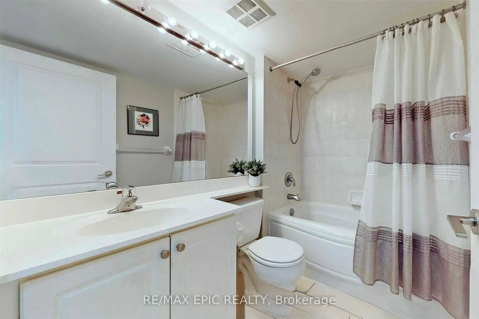 4978 Yonge Street, #1501