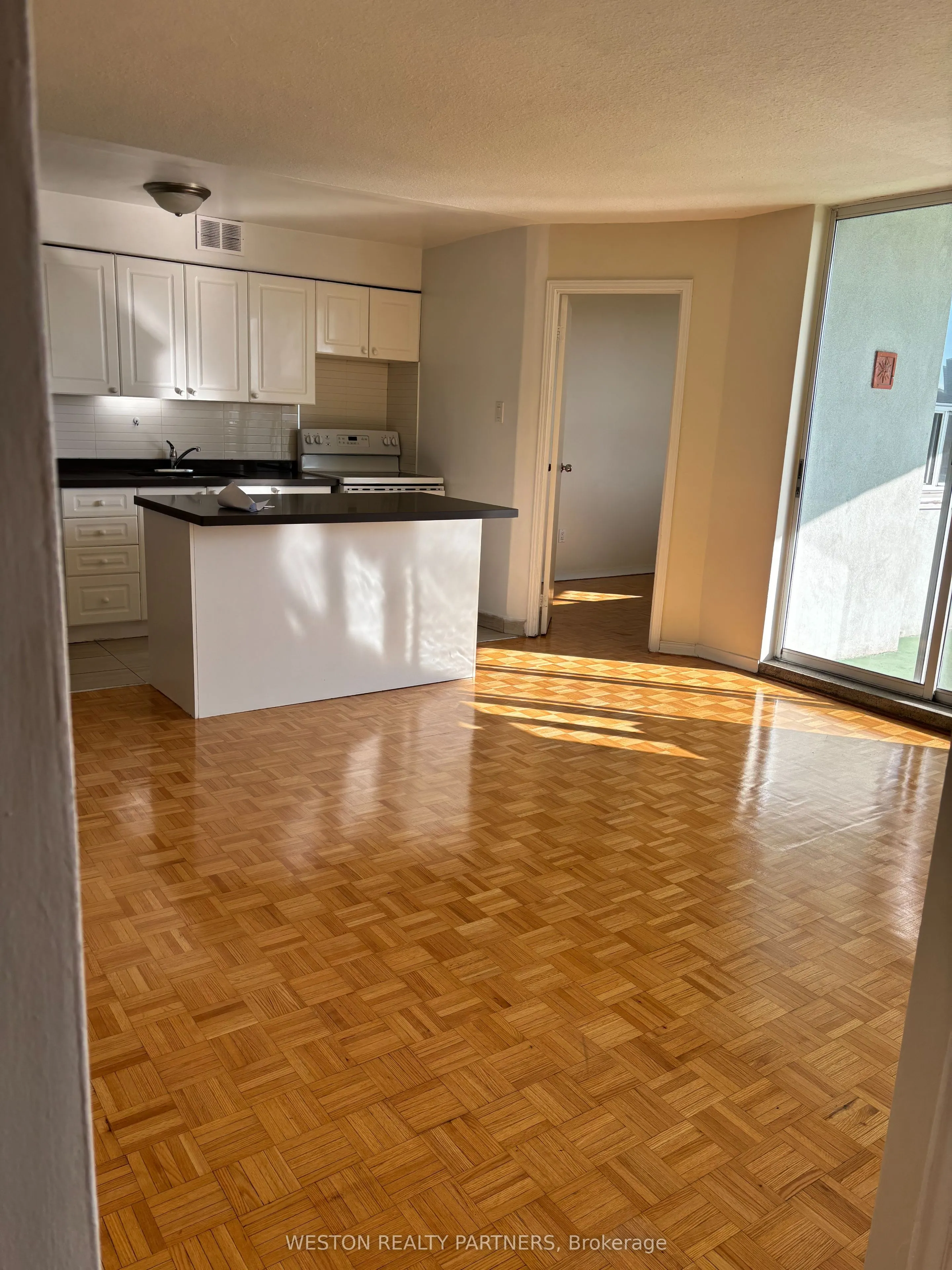 44 Walmer Road, #1205