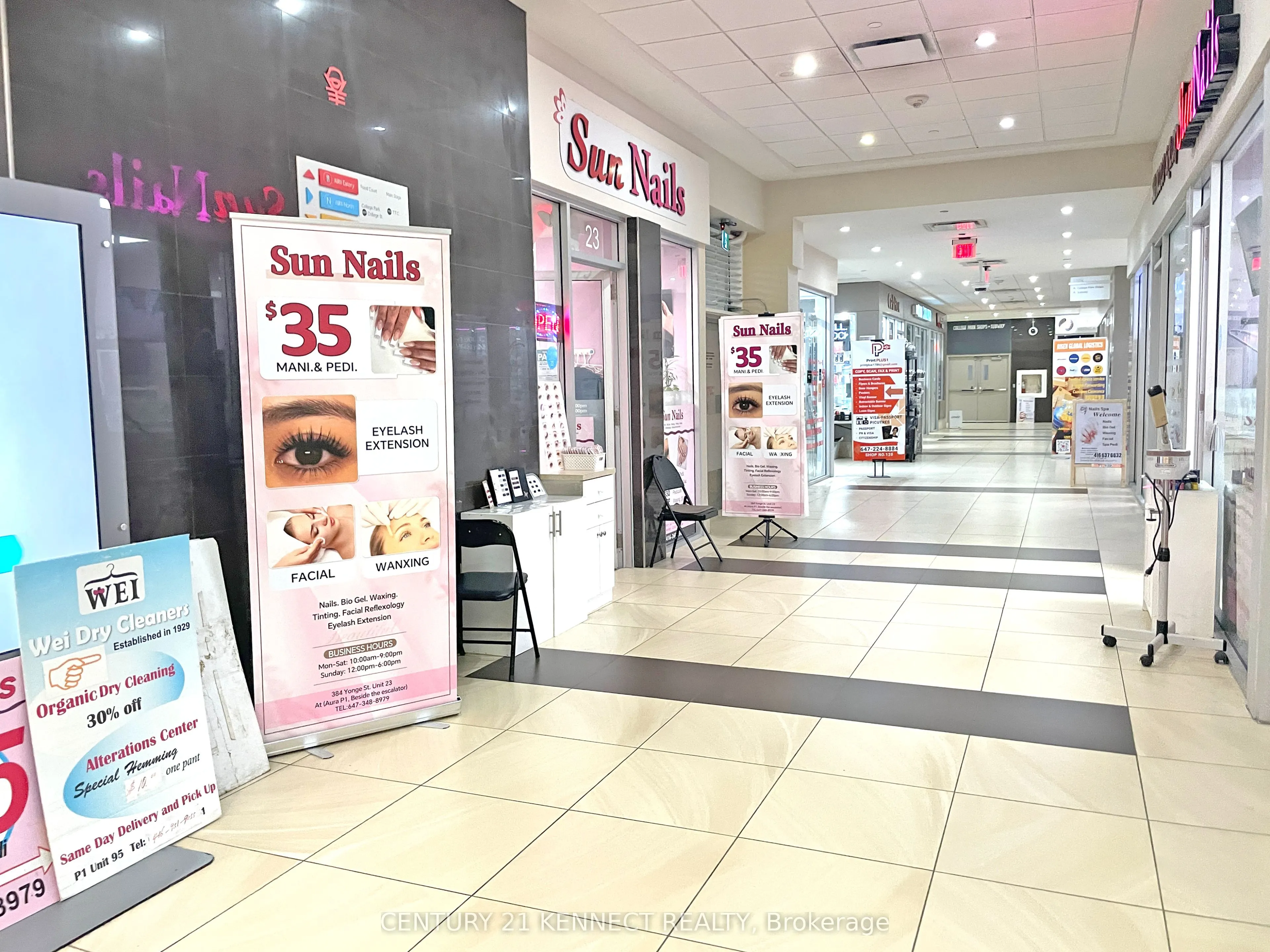 384 Yonge Street