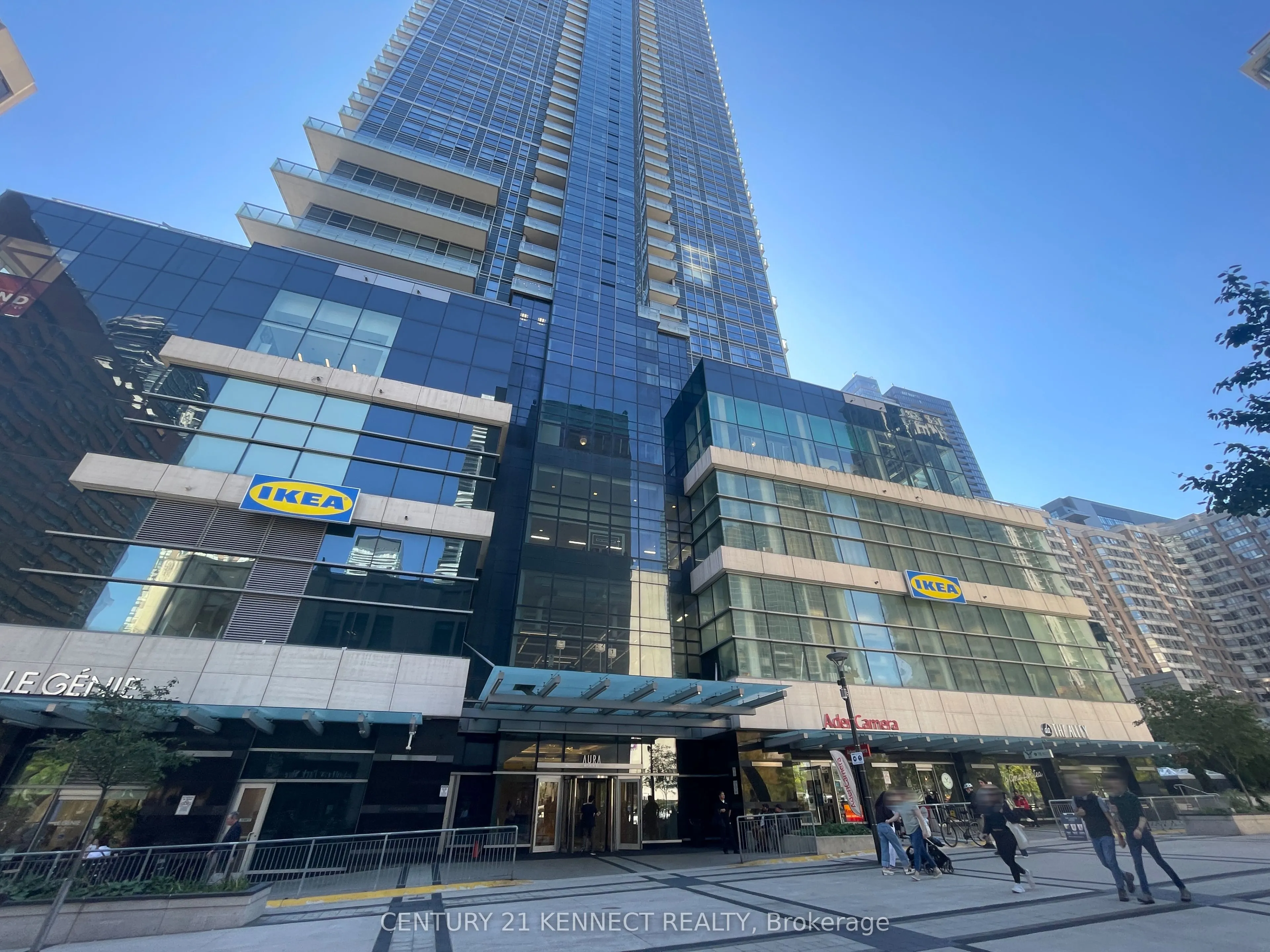 384 Yonge Street