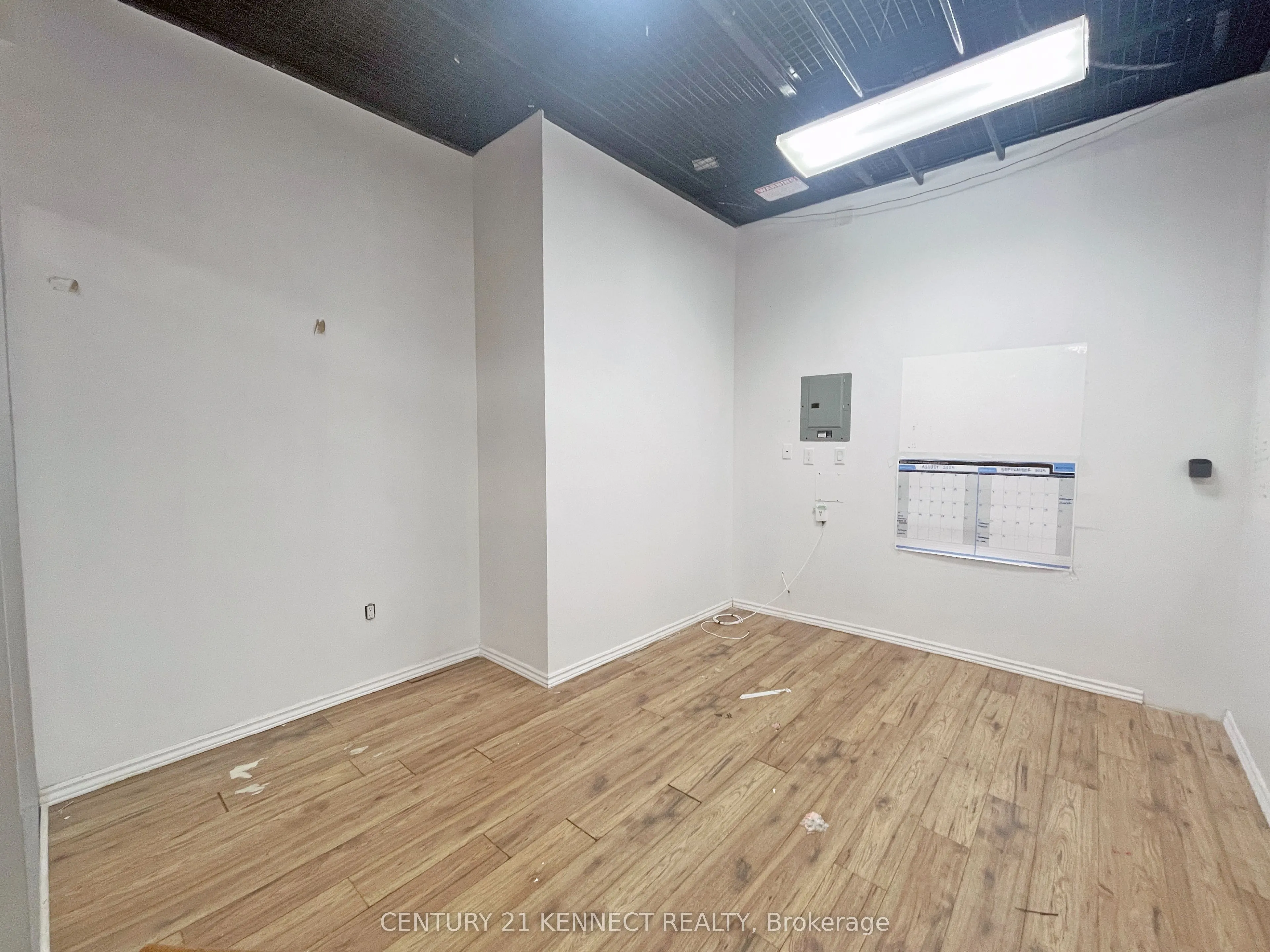 384 Yonge Street