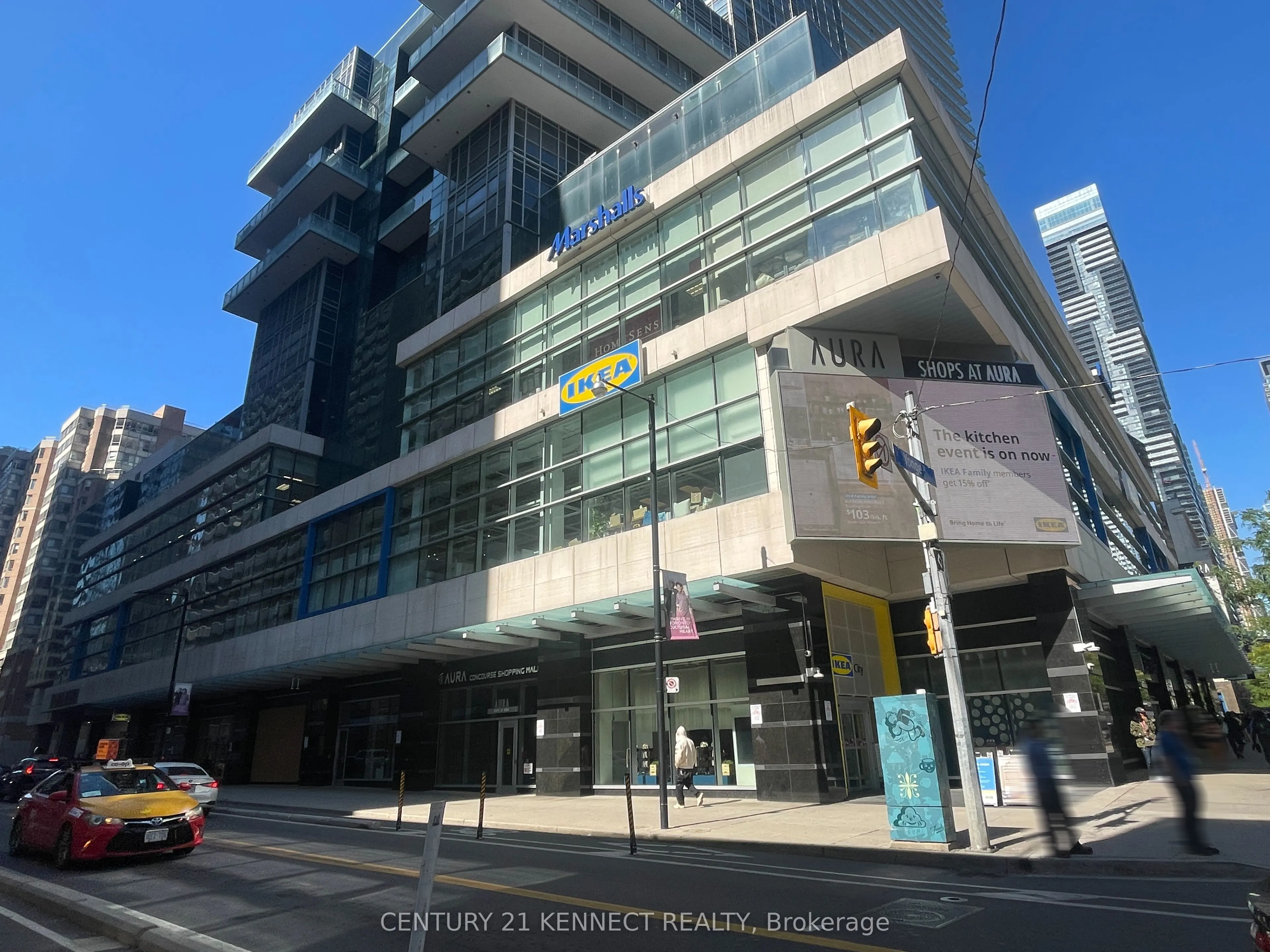 384 Yonge Street