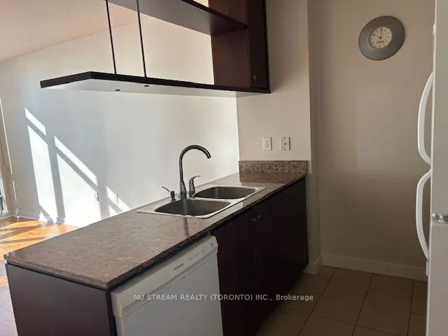 3 Navy Wharf Court, #2110