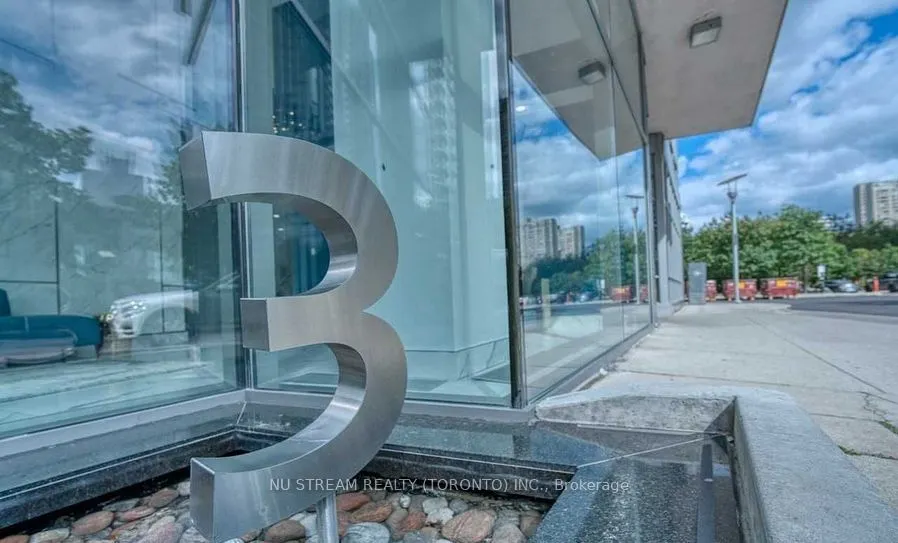 3 Navy Wharf Court, #2110