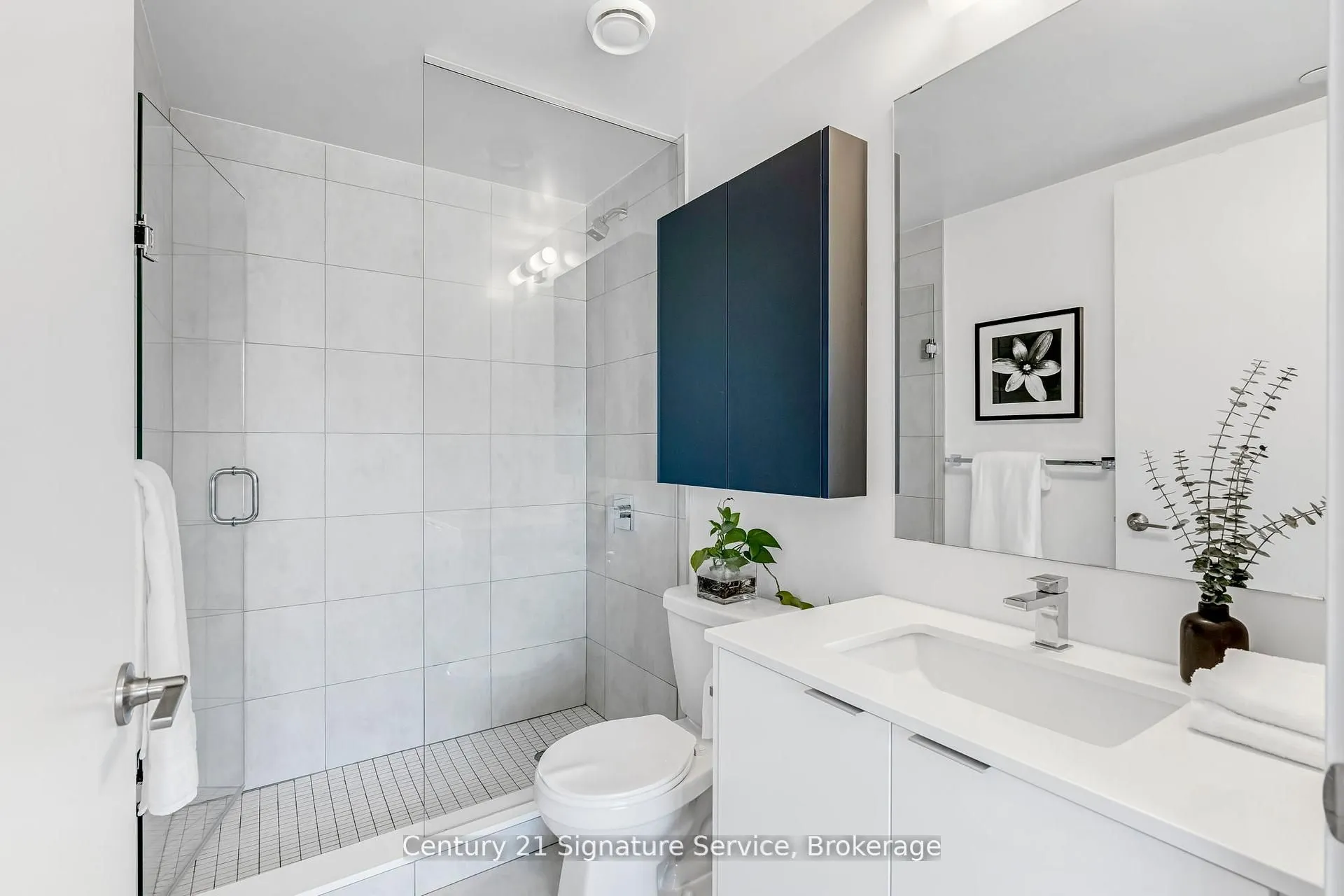 8 Tippett Road, #803