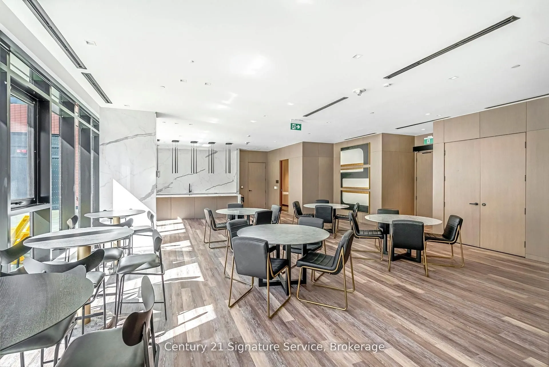 8 Tippett Road, #803