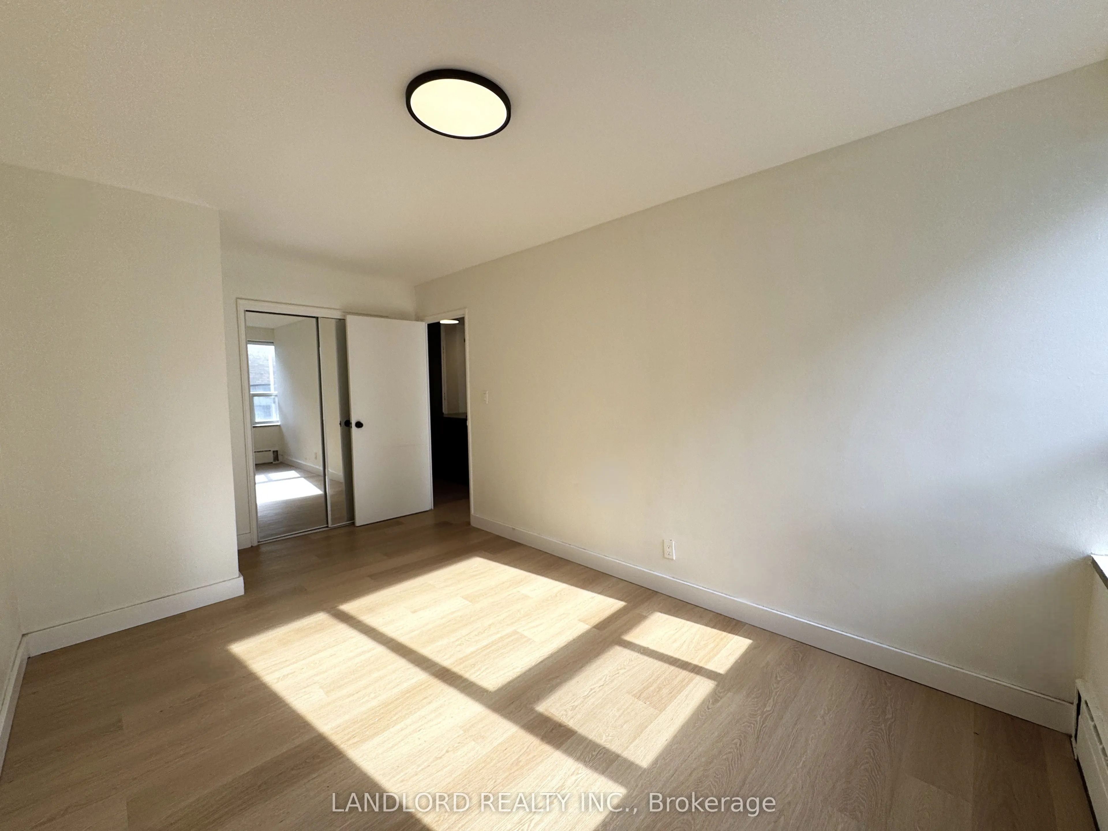 420 Eglinton Avenue E, #408