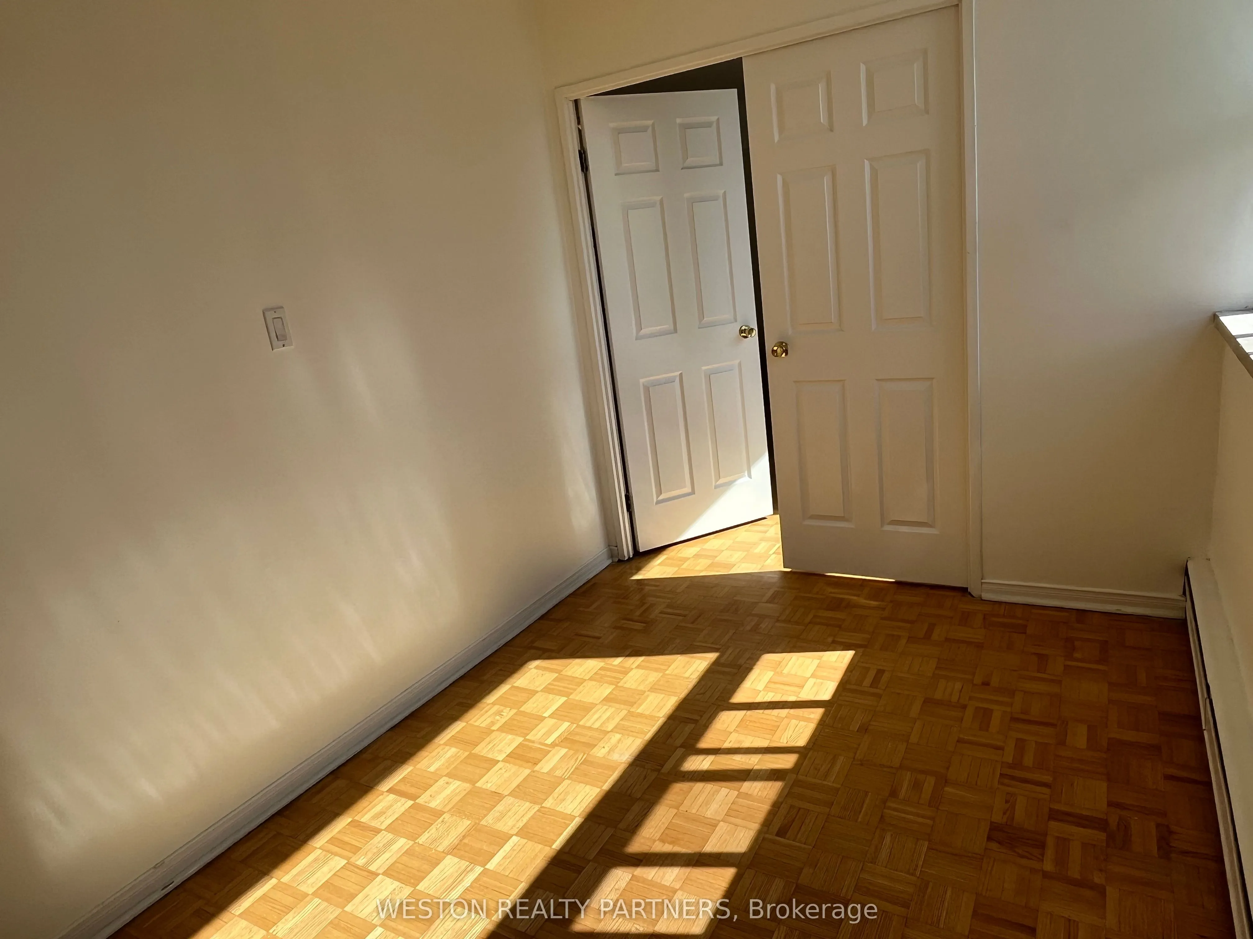 171 Erskine Avenue, #3