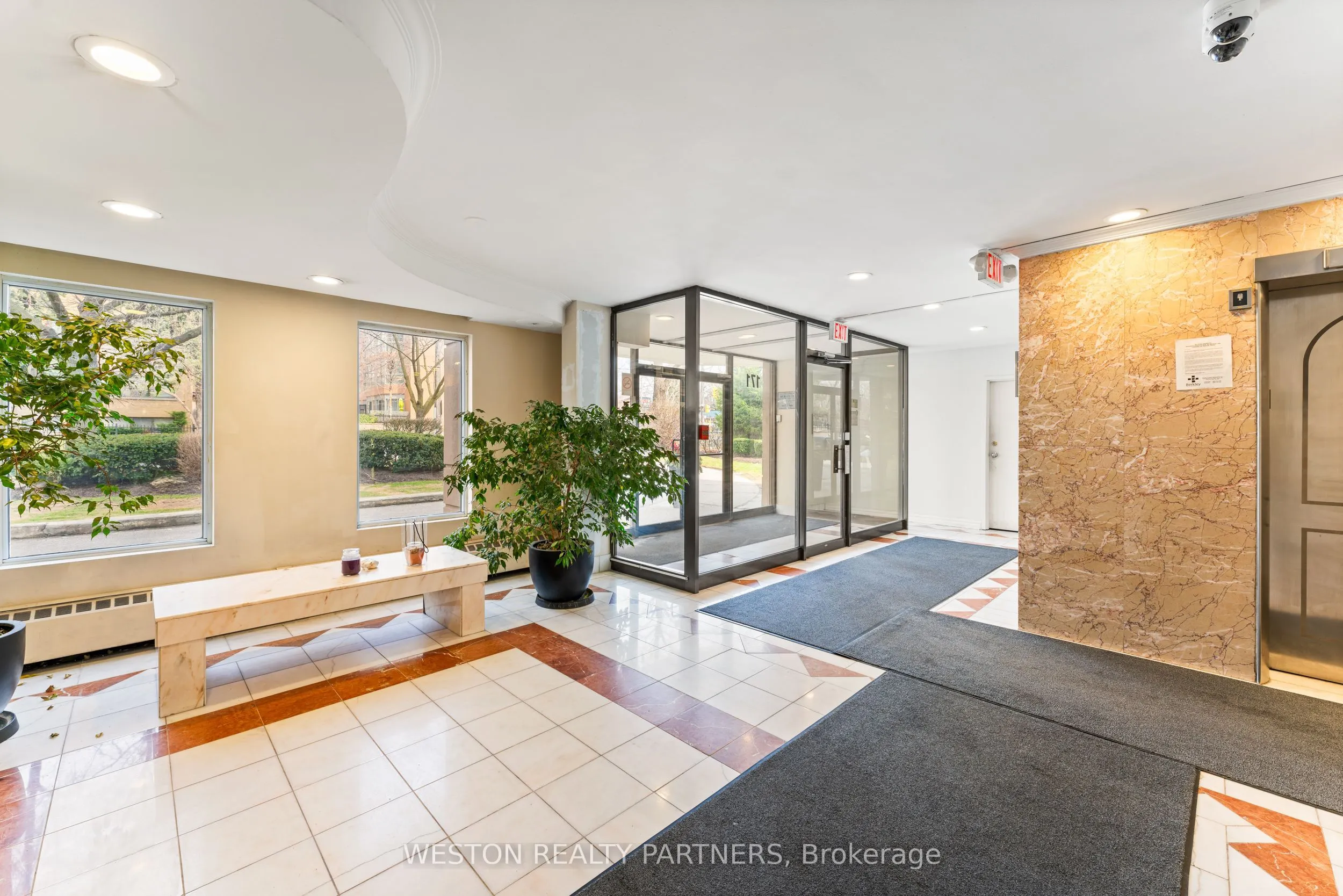 171 Erskine Avenue, #3