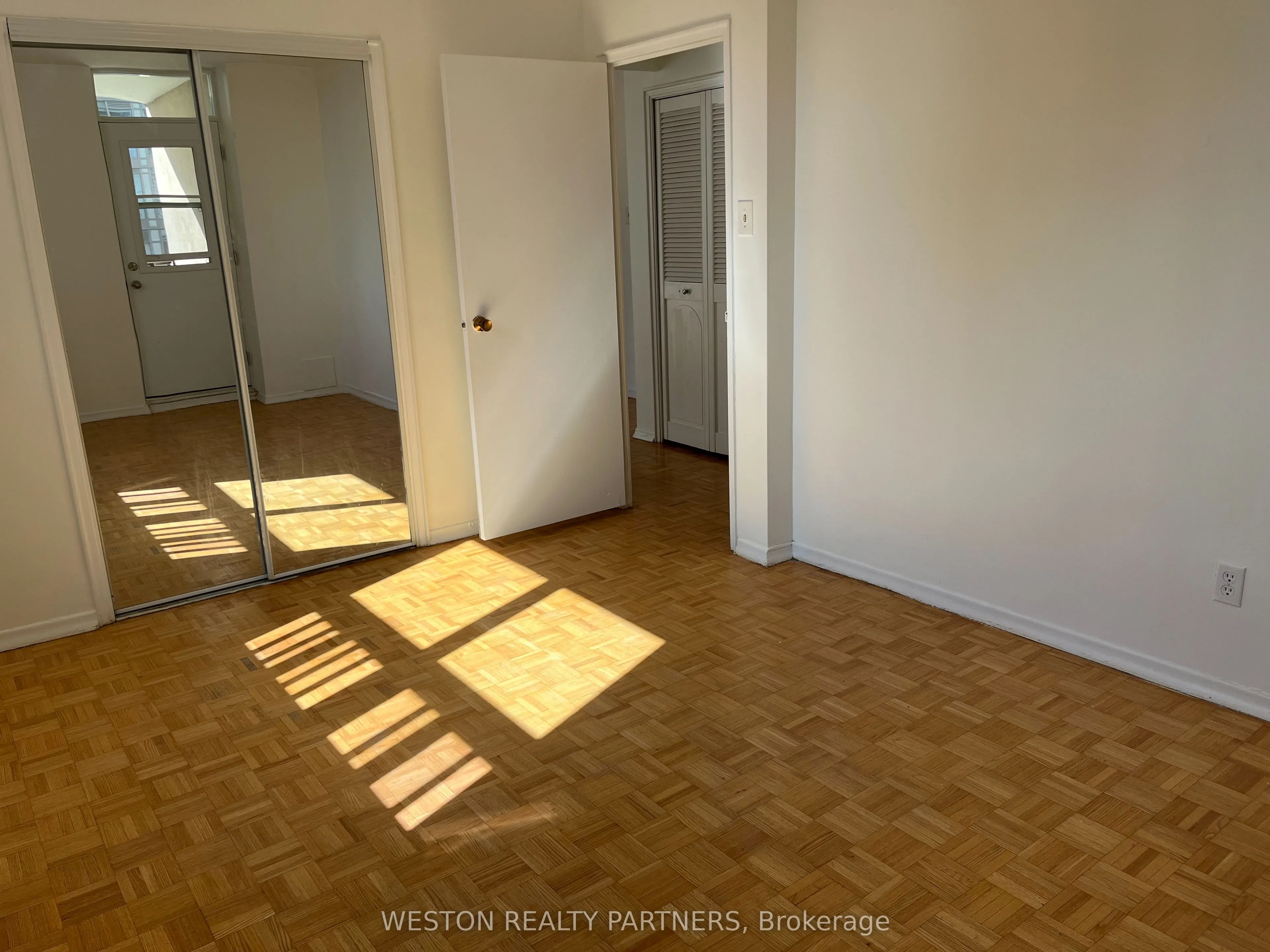 171 Erskine Avenue, #3
