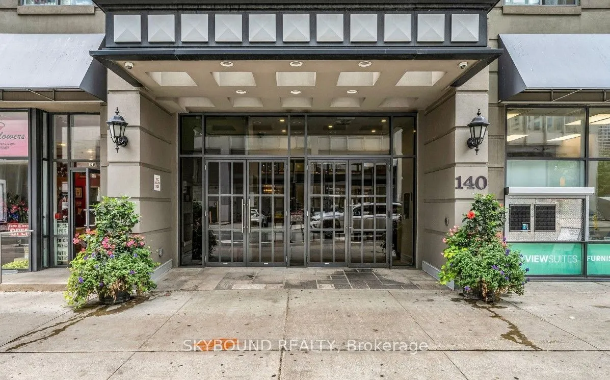 140 Simcoe Street, #PH1620