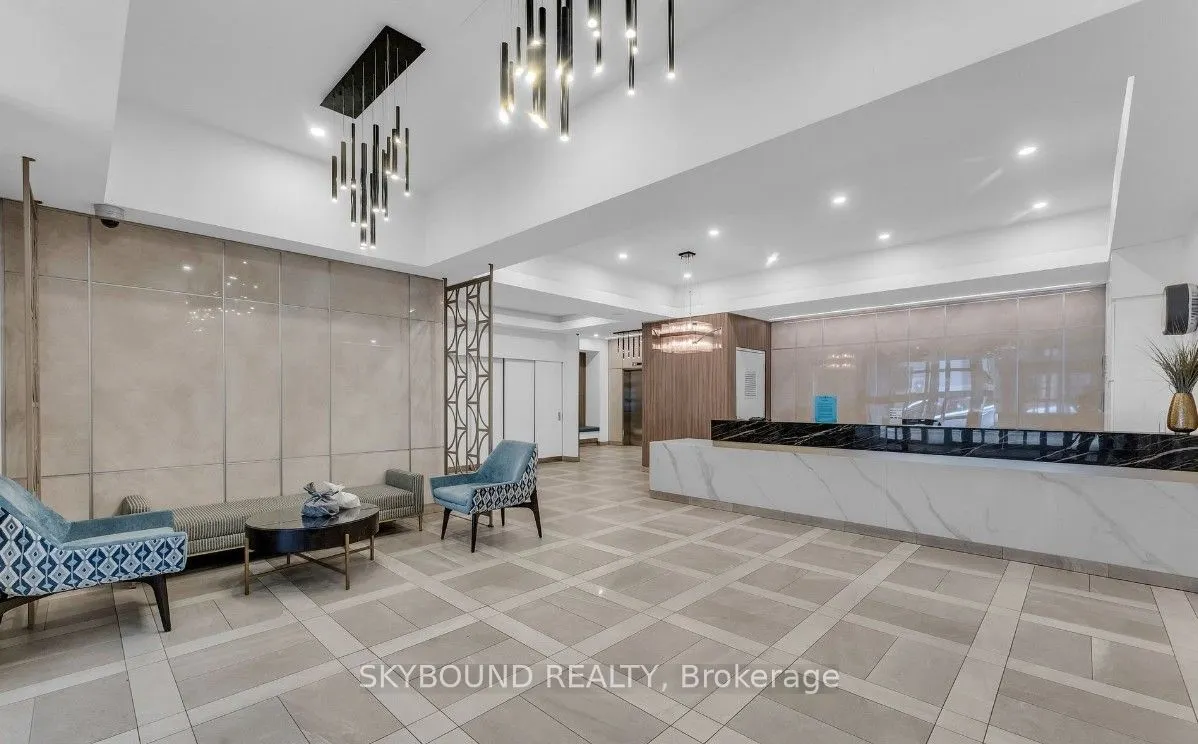 140 Simcoe Street, #PH1620