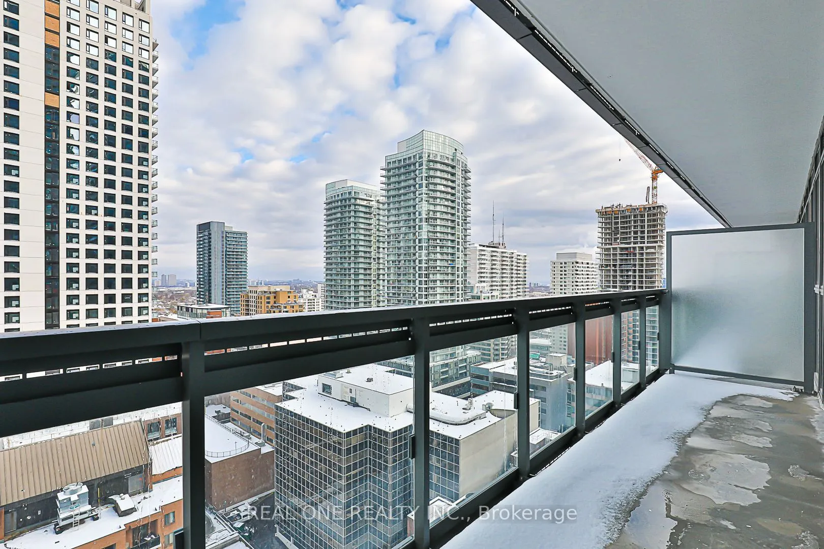 39 Roehampton Avenue E, #1710