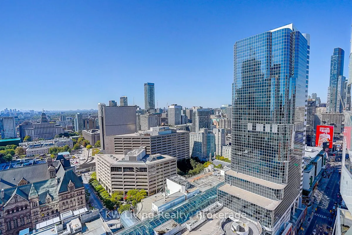 197 Yonge Street, #2809