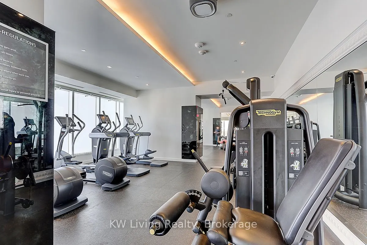 197 Yonge Street, #2809